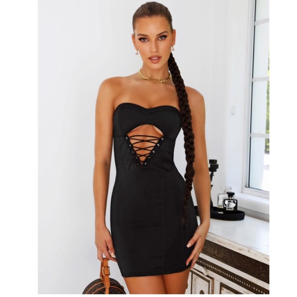 Iamgia corset dress SOLD‼️ - Picture 9 of 12